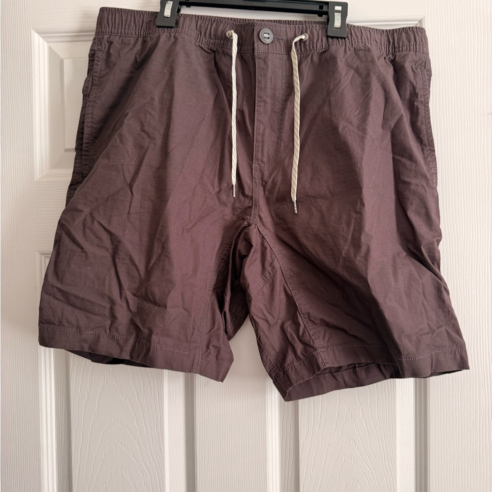 Men's Vuori Shorts in Deep Plum